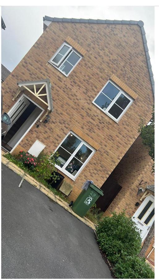Salimi Bridgend (Wales) Exterior foto